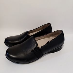 Dansko Women's Farah Milled Nappa Slip On Black Shoes